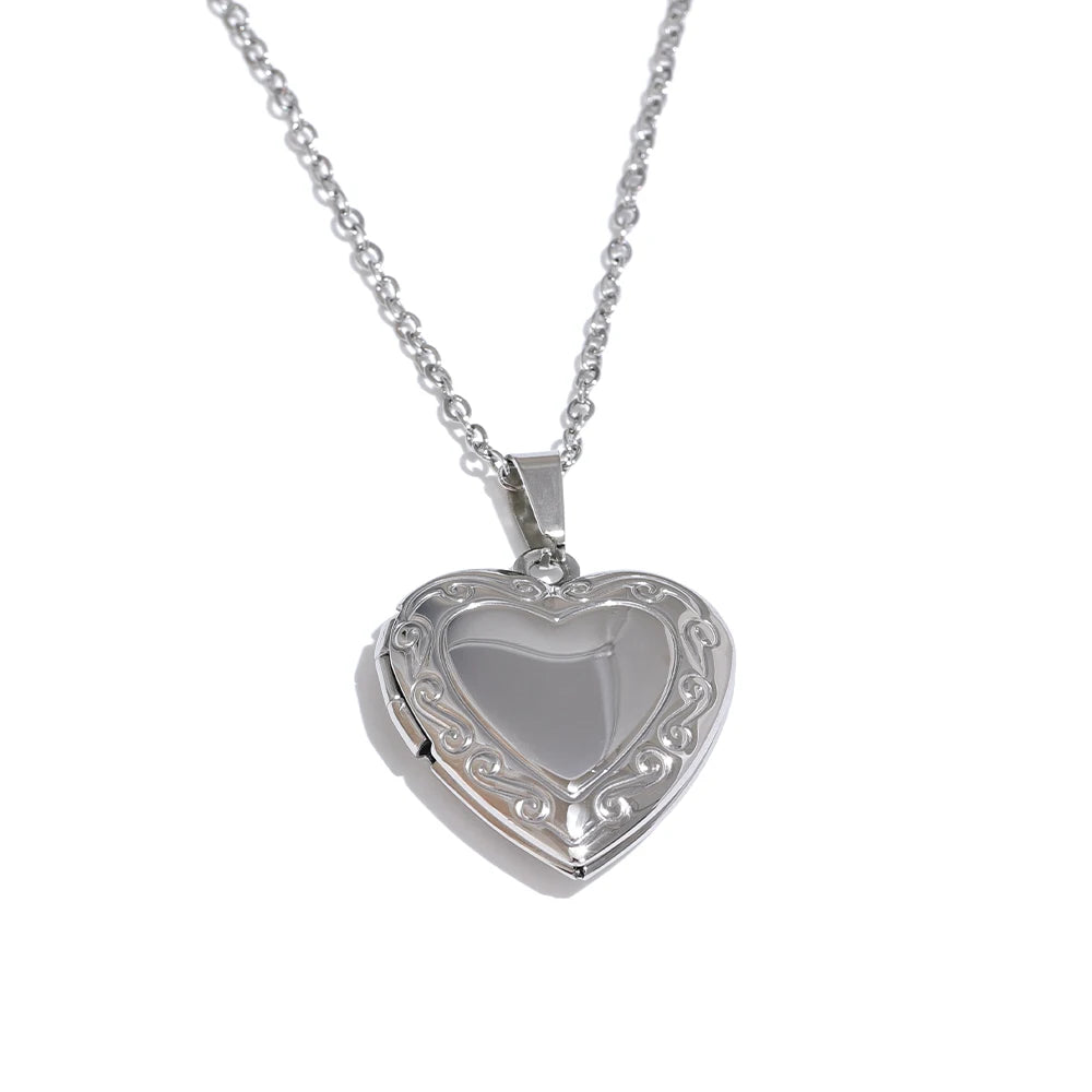 JULIET necklace in silver – Velaroco