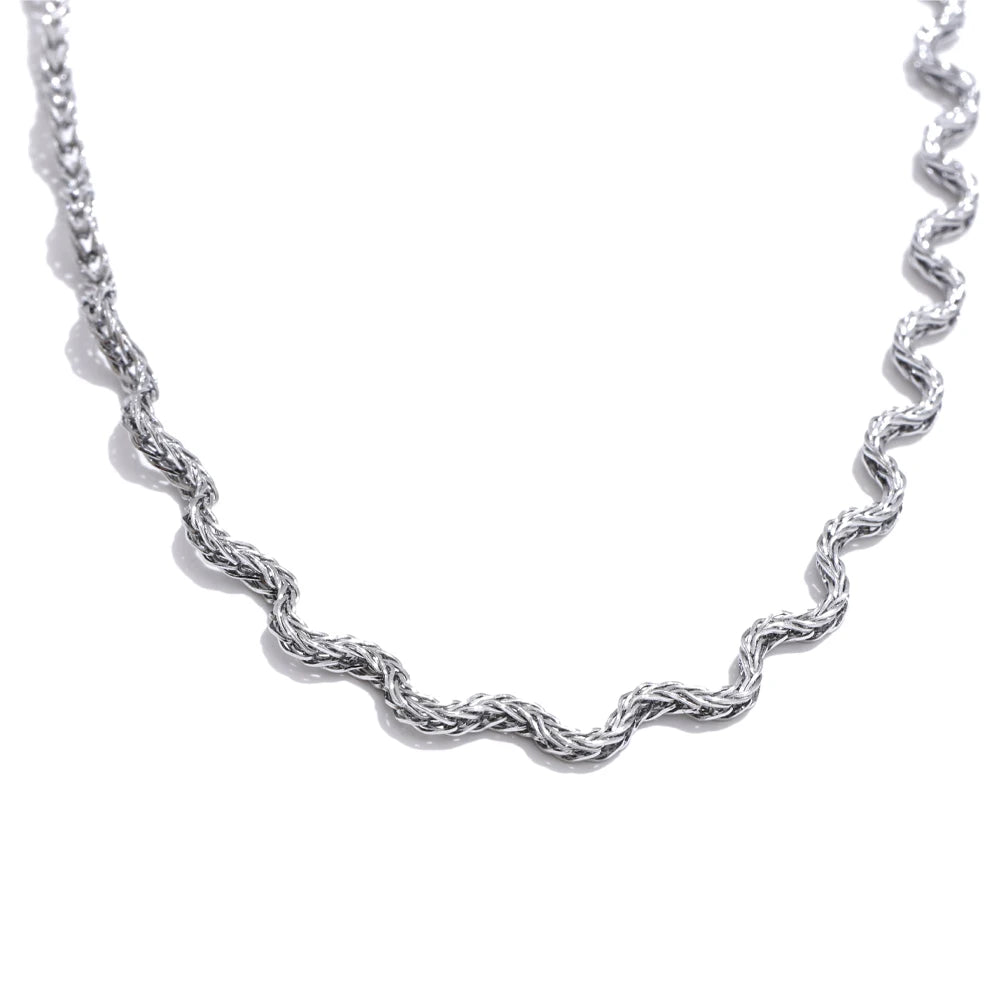 NORA necklace in silver – Velaroco