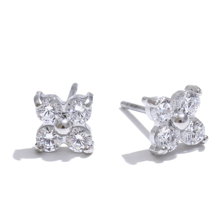RAYE earrings in silver – Velaroco